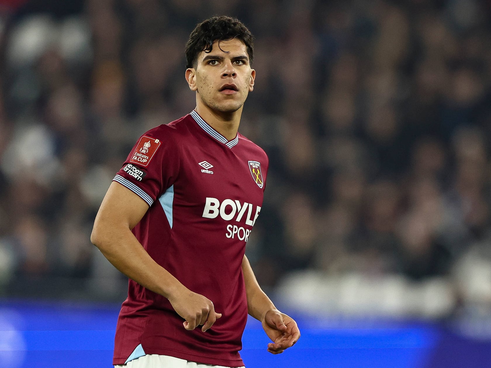 Real Madrid’s Late Interest Could Force Man United’s Hand on £80m Midfield Target