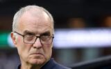 Marcelo Bielsa’s World Cup Photo Looked Like a Mugshot — and His Reaction Was Pure Bielsa