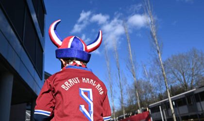 Norway Fans ‘Rowed’ Up an Escalator to the World Cup — and the Videos Are Going Viral