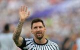 Messi Leads Argentina in World Cup Rehearsal as Algeria Leaves a Key Star on Bench