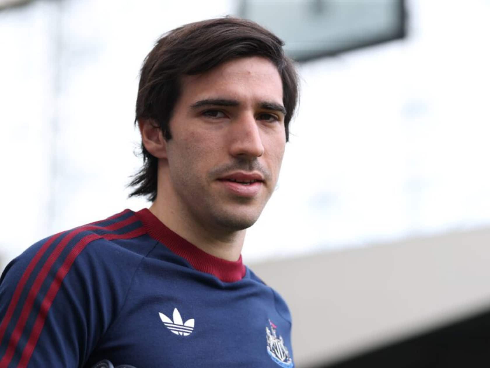 Newcastle Slaps £100M Price Tag on Tonali — Who’s Willing to Pay?