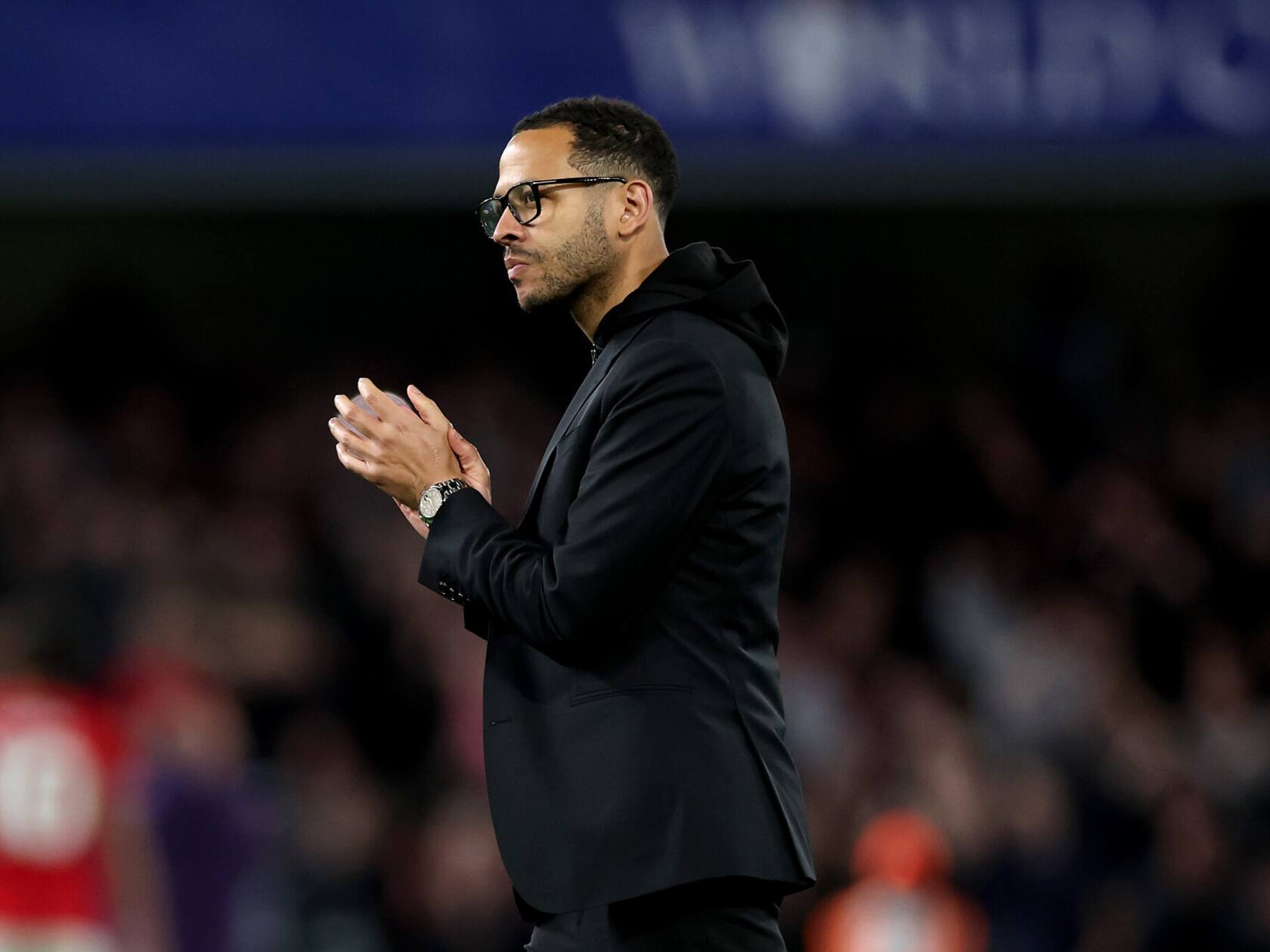 Paris FC Eyes Liam Rosenior for Coaching Job After Chelsea Stint Collapsed
