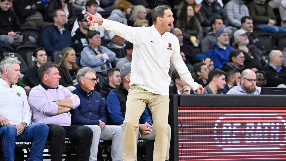 How Mike Boynton Just Added 14 Years of Head Coaching Experience to Michigan’s Bench