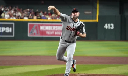 Justin Verlander Told David Ortiz He Got Him. Then He Did the Same to Derek Jeter.