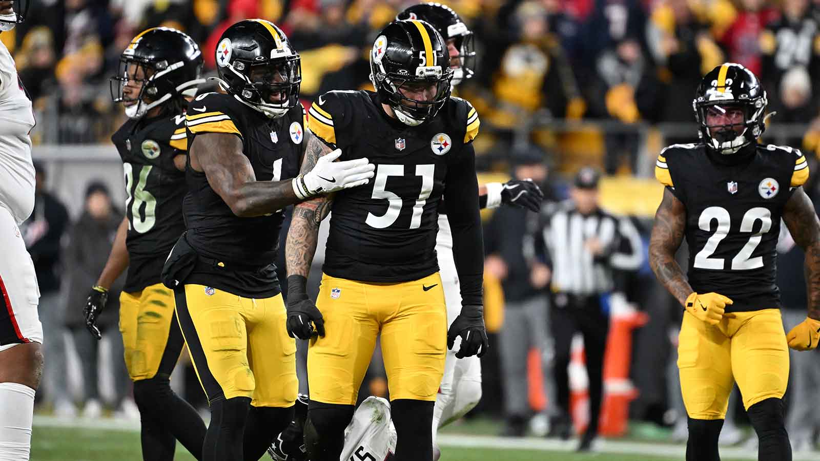 ESPN Analyst Says Steelers Have One Clear Weakness and It Could Be a Problem for Aaron Rodgers