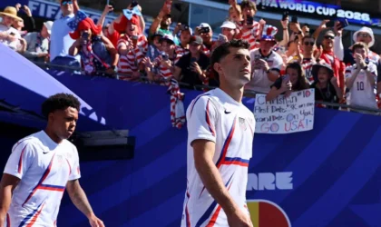 Landon Donovan Says People Inside US Soccer Are Tired of the Christian Pulisic Circus