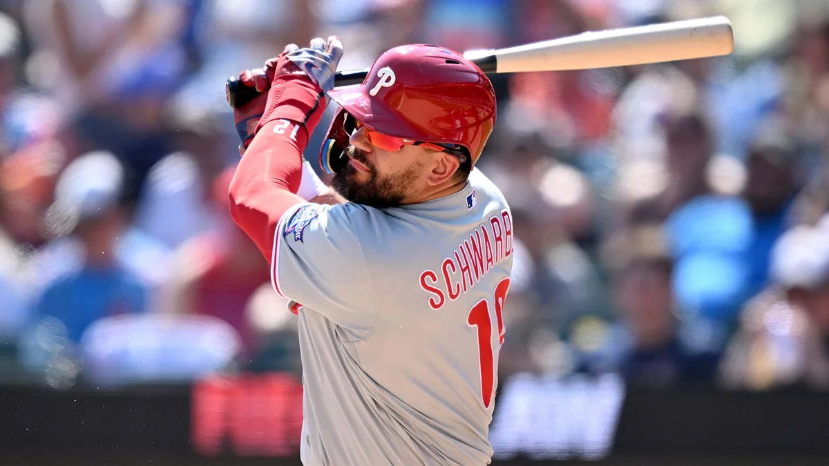 Kyle Schwarber Knocked Bryce Harper Out of the Home Run Derby and His Reaction Was Pure Class
