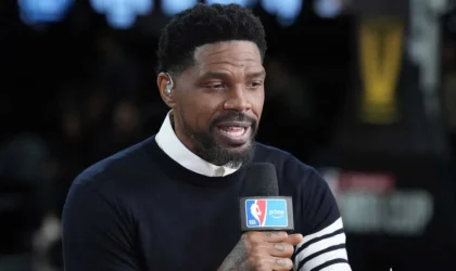 Udonis Haslem Says Bobby Portis Is the Real Sleeper in Miami’s Giannis Trade