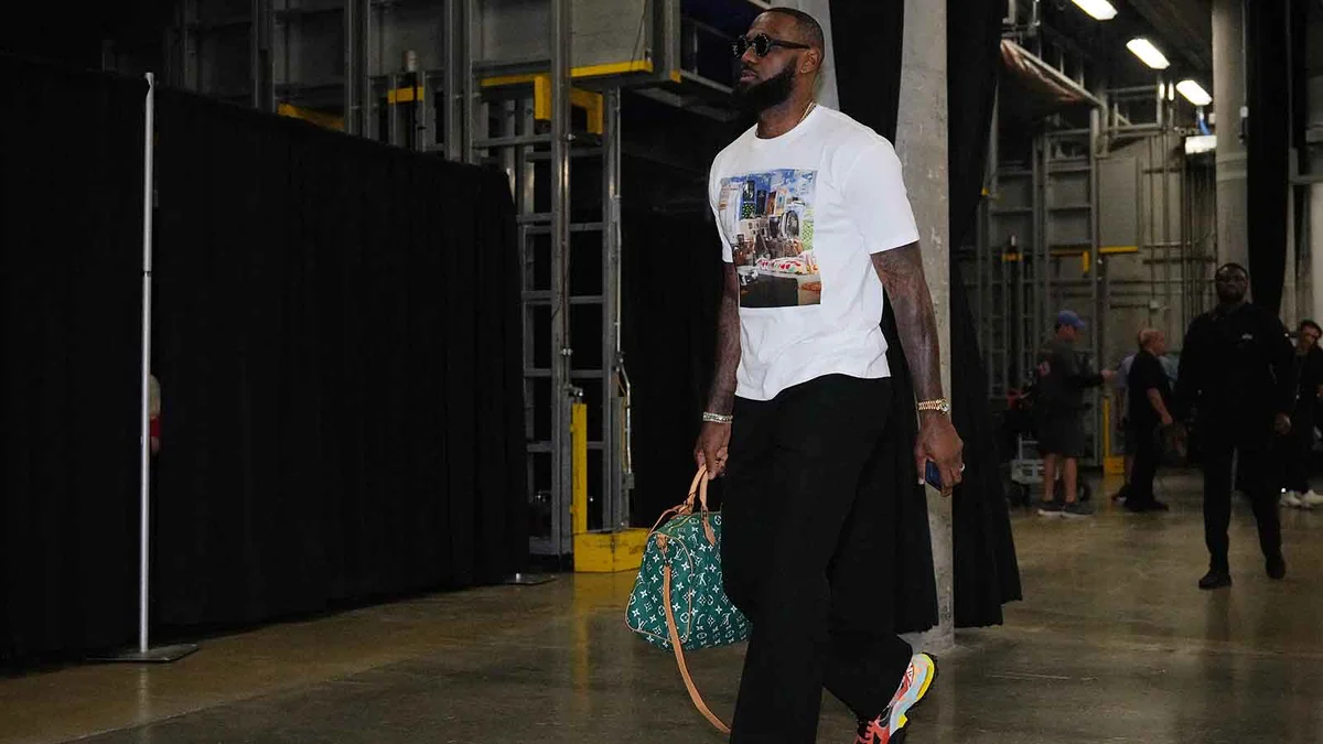Tim Hardaway Sr. Thinks LeBron’s Waiting Game Ends in Miami