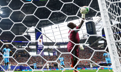 Congo DR Goalkeeper Is Doing His Best Tim Howard Impression Against England