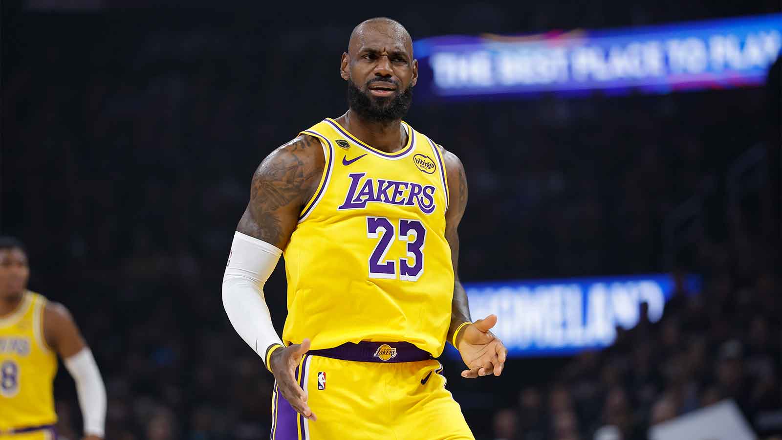 LeBron James Has Six Options. The Nuggets Think One of Them Is Them.