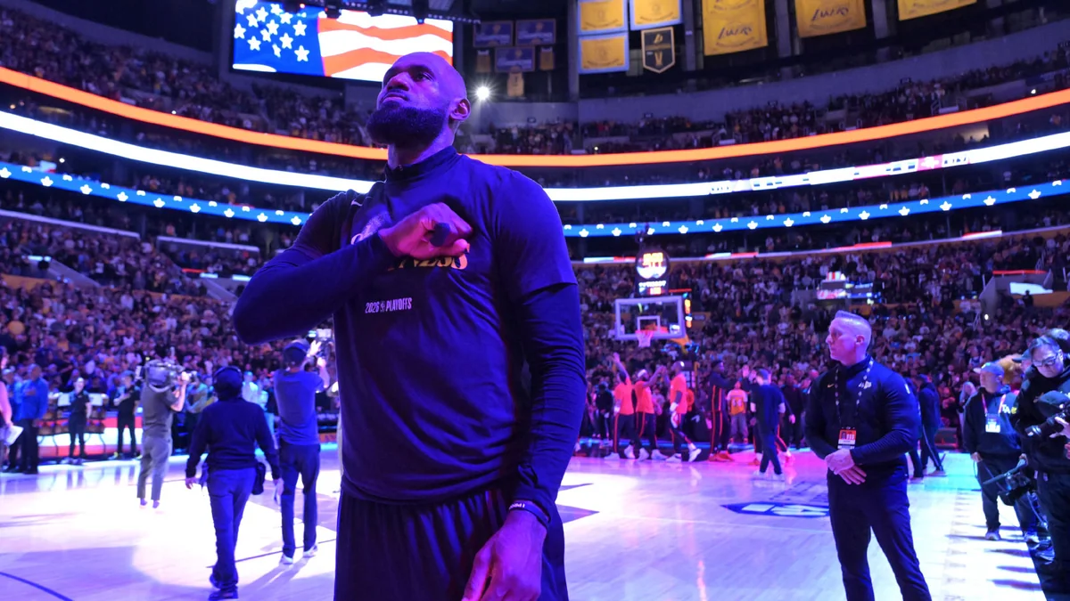 LeBron James Has Live Podcasts This Week. Free Agency Speculation Is Following Him There.