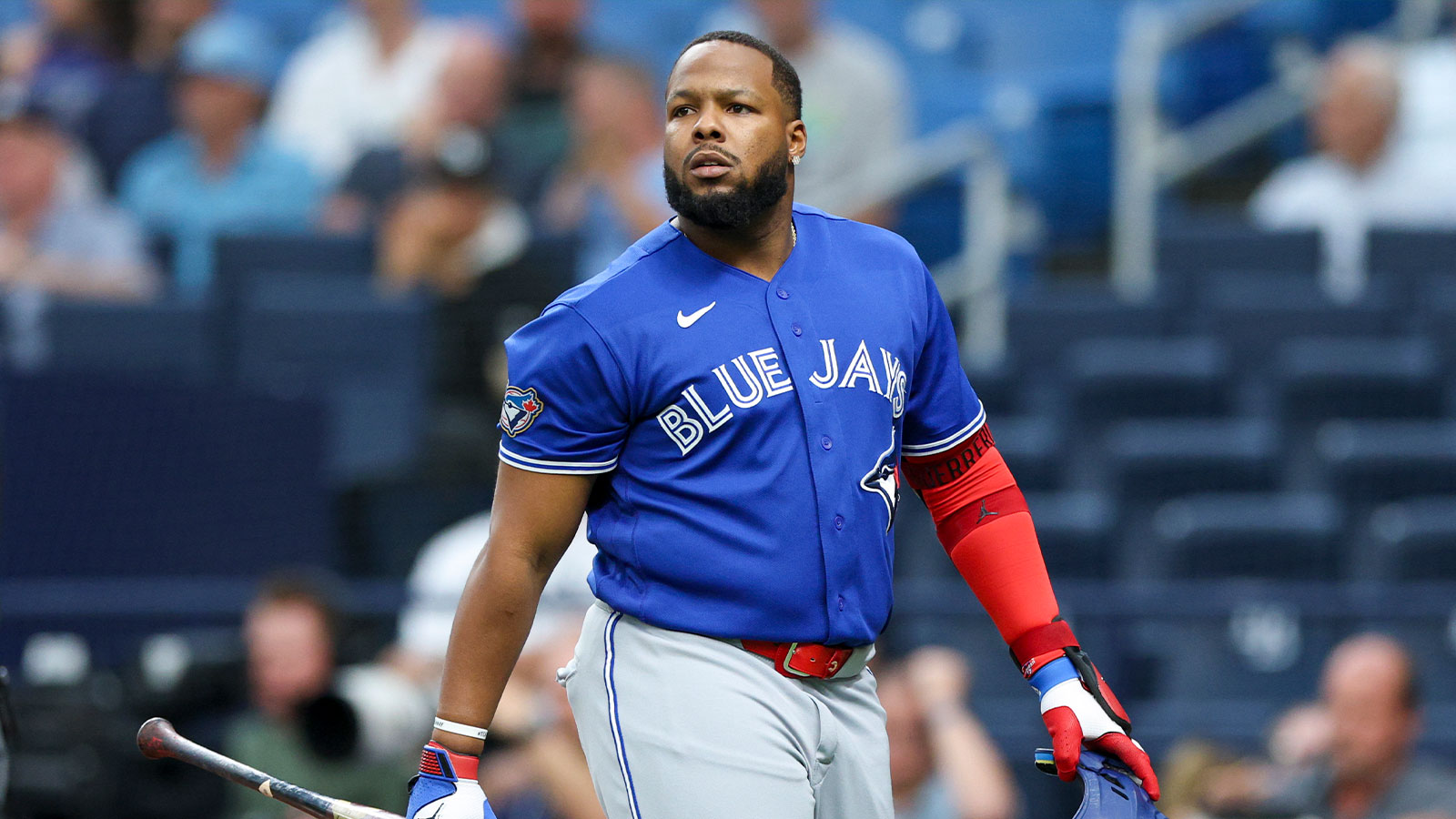 Vladimir Guerrero Jr. Back in Blue Jays Lineup Less Than 24 Hours After Back Scare