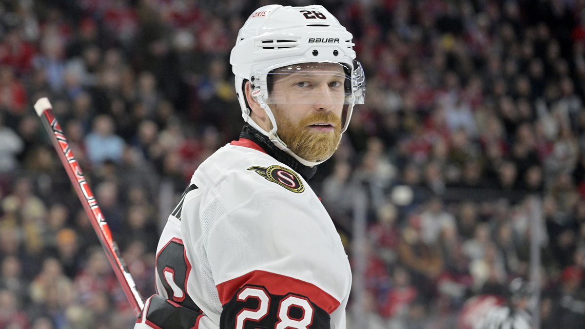 Claude Giroux Tests Free Agency but Ottawa Return Isn’t Dead Yet