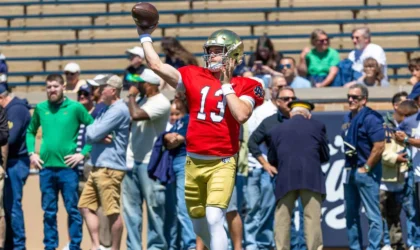 Analyst says Notre Dame still has top 10 offense despite losing Love and Price to the NFL