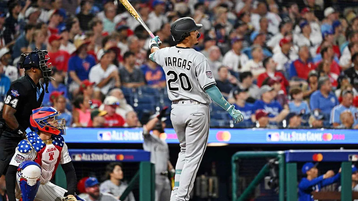 Miguel Vargas Just Sent a 433-Foot Message to the AL Central