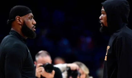 Kevin Durant Has No Intel on LeBron James’s Free Agency. He’s Still Sure About One Thing.