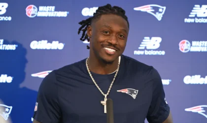 A.J. Brown Dropped to No. 9 on ESPN’s WR Rankings. The Patriots Might Benefit from That.