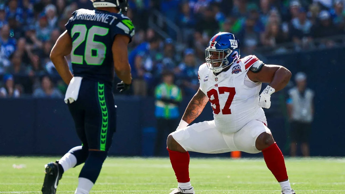 Bengals’ New DT Dexter Lawrence Shuts Down ‘Washed’ Talk With a Simple Challenge