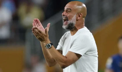 Alexi Lalas Wants U.S. Soccer to Throw Everything at Pep Guardiola When He Leaves Man City