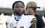 Alvin Kamara Stays in New Orleans. The Saints Backfield Just Got a Whole Lot Stronger.