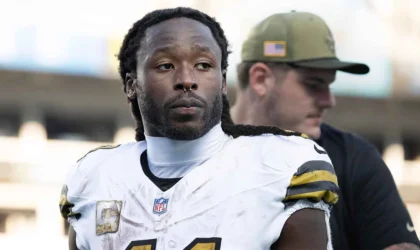 Alvin Kamara Stays in New Orleans. The Saints Backfield Just Got a Whole Lot Stronger.
