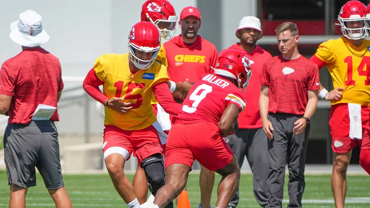 Rich Eisen Picked Josh Allen Over Patrick Mahomes. Here’s Why That Matters.