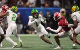 Oregon flipped two blue-chip recruits in 30 minutes. Alabama and LSU just watched.