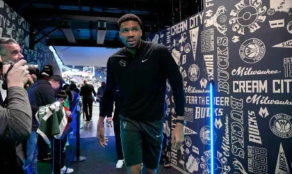 Giannis Antetokounmpo Saw His New Heat Jersey and Could Barely Get Words Out