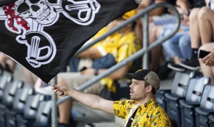 Former Top Prospect Robert Hassell III Gets a Fresh Start in Pittsburgh.