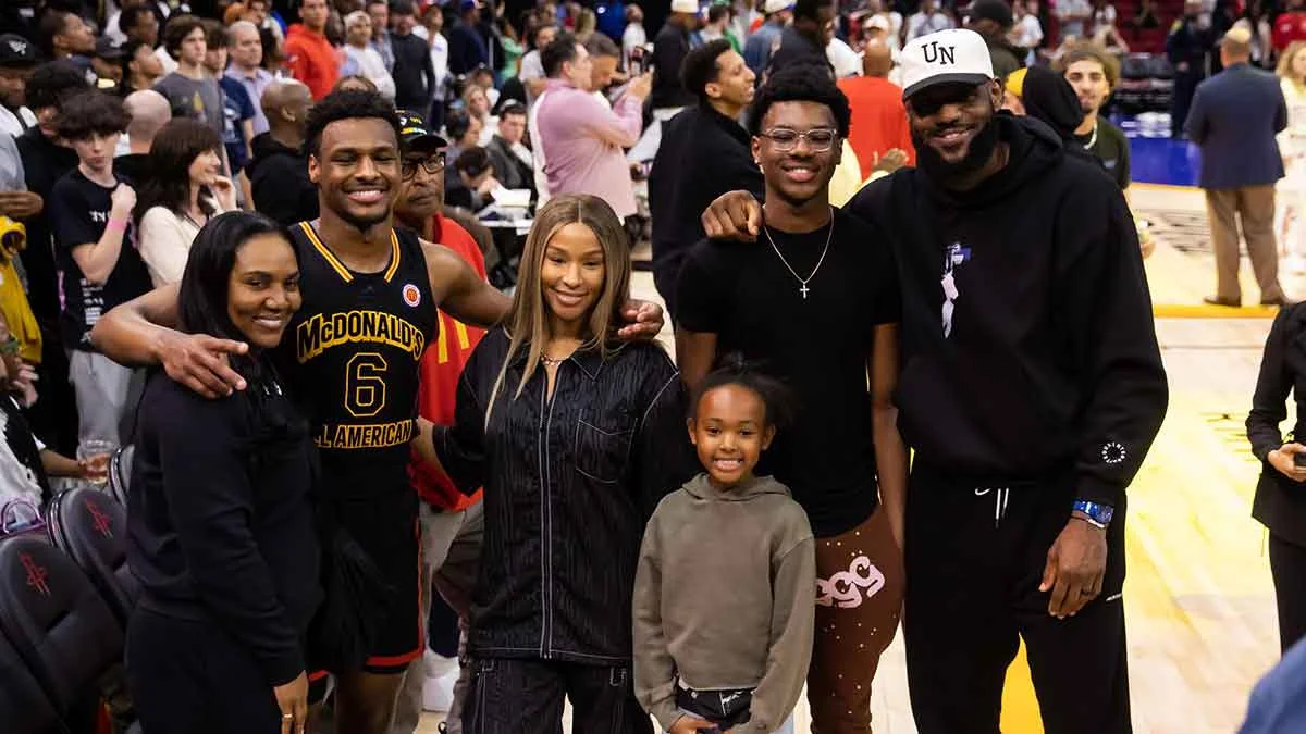 LeBron’s Next Team Might Depend on What One 11-Year-Old Thinks