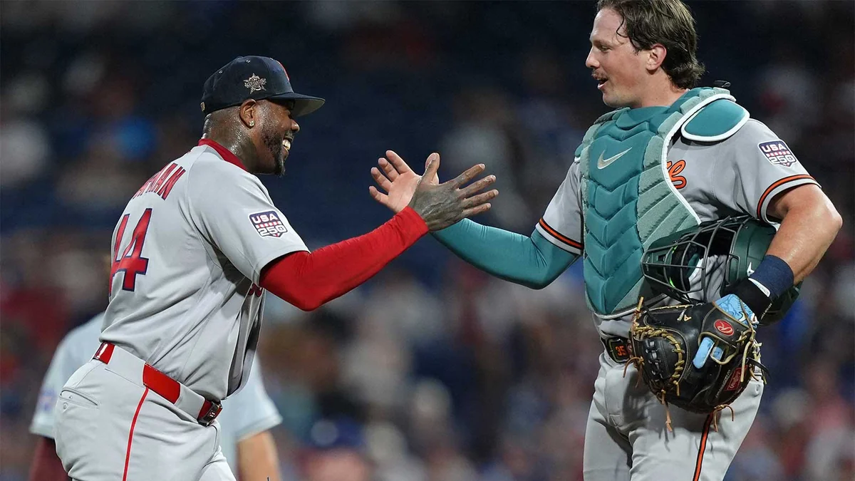Red Sox Suddenly Have a Real Shot. That Changes Everything for Aroldis Chapman.
