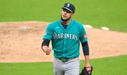 Why a Luis Castillo Trade Is Complicated for the Mariners Right Now