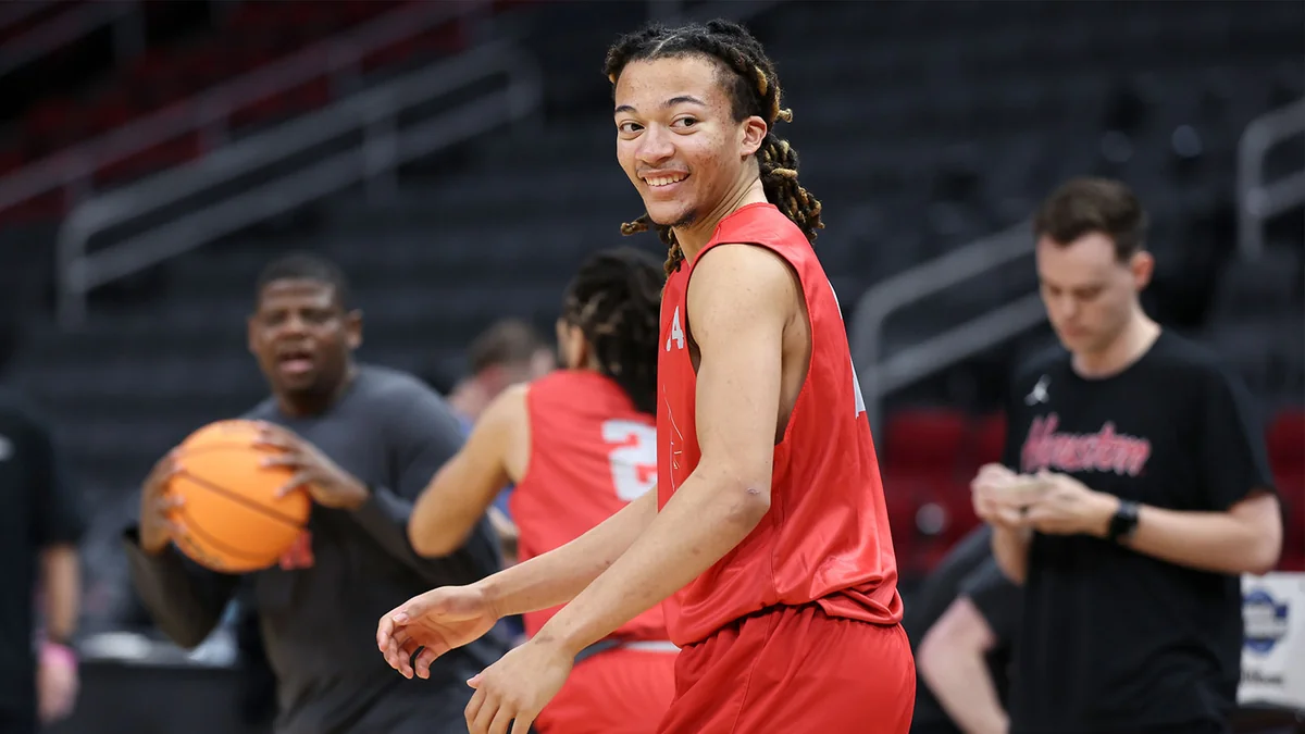 Kingston Flemings Has a Shot Problem. Zuby Ejiofor Has a Foul Problem. Both Could Still Make Atlanta’s Roster.
