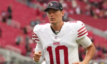 Mac Jones Pulls Back the Curtain on Tua and Jalen Hurts’ 2017 Alabama QB Room Tension