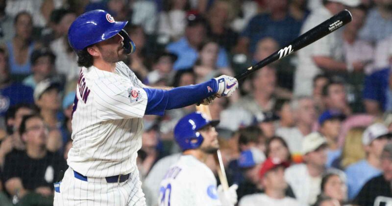 Dansby Swanson Hit a Grand Slam, Then Hit the Jordan Shrug. The Cubs Won 23-3.