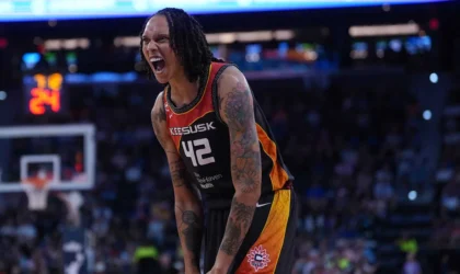 Griner Returns to Phoenix and Can Still See Taurasi on the Court