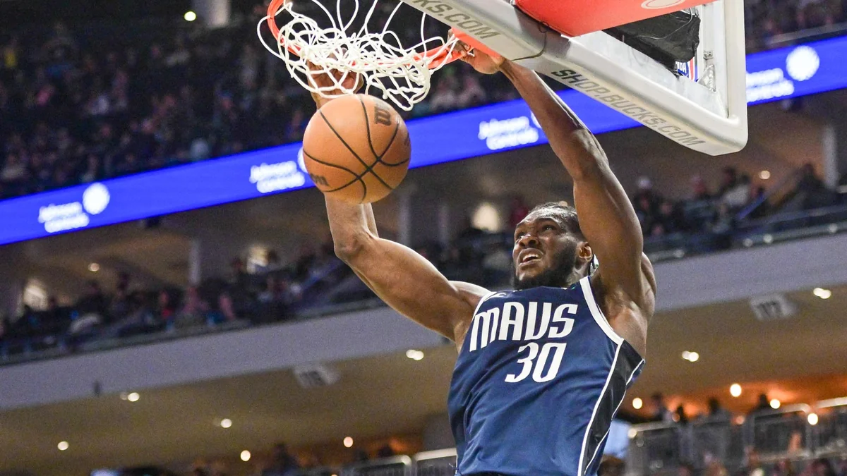 Knicks Throw an Offer Sheet at Mavs Big Man and the Clock Is Ticking