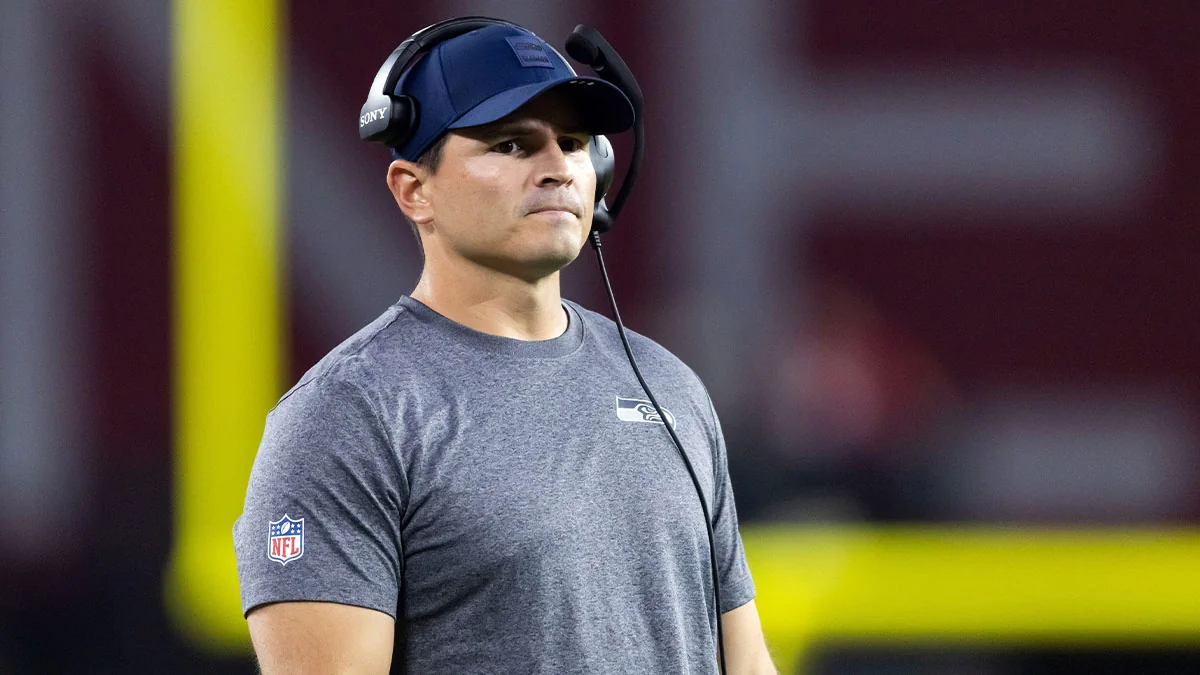 Seahawks Rookies Are Crowding the Backfield. One First Rounder Has the Edge.