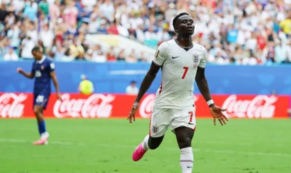 Bukayo Saka’s Brace Puts England Up 4-0 at Halftime Against France in World Cup Consolation Match