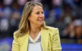 Cheryl Reeve channeled Wilt Chamberlain’s 100-point pose after breaking the WNBA wins record