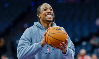 Drake’s Inner Circle Is Publicly Against DeMar DeRozan Coming Back to Toronto