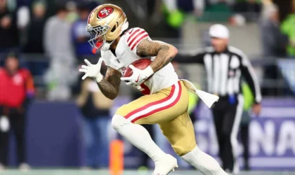 Two Packers Players Facing a Real Squeeze as Roster Battles Heat Up