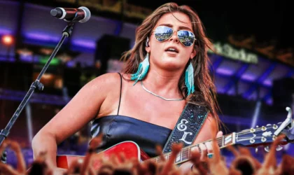 Why the Ravens Gave Ella Langley a Jersey After Her M&T Bank Stadium Show.