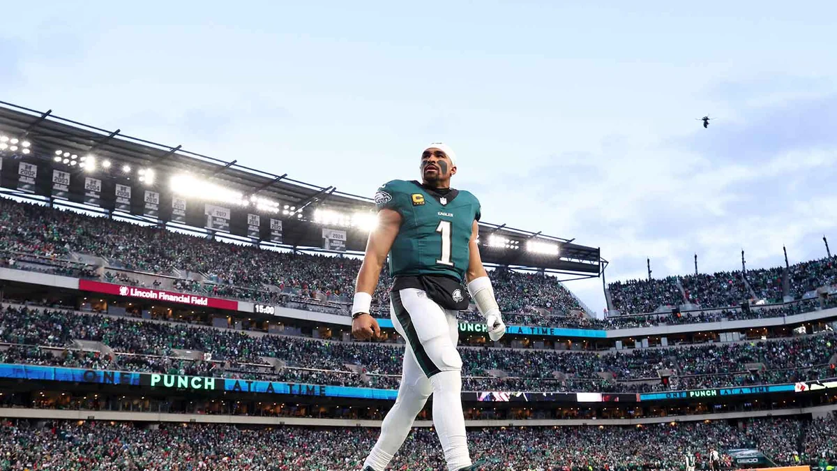 The Eagles Don’t Need Another Big Trade. They Need Jalen Hurts to Be Better.