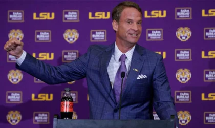 Lane Kiffin Deleted All Social Media Apps. His Son Knox Started It.