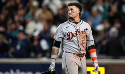 Javier Baez Returns to the Field Just as the Tigers Face a Tough Trade Deadline Call