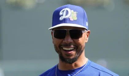 Mookie Betts Reacts to LeBron James Leaving the Lakers for Philly