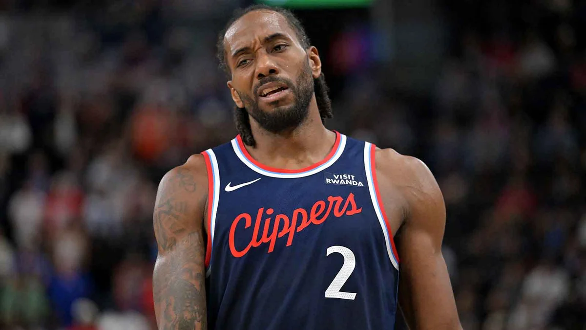 Kawhi Leonard Trade to Raptors Stalled by NBA Investigation Into Clippers-Aspiration Deal