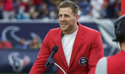 J.J. Watt Reminds Everyone That NFL Training Camps Involve Way More PowerPoints Than Football